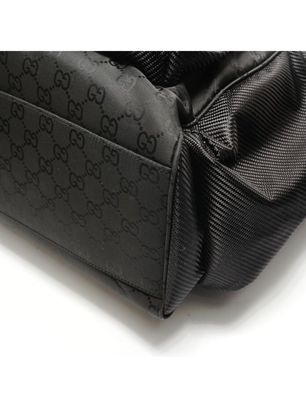 Gucci Tote Nylon 2-Way - Picture 6 of 10